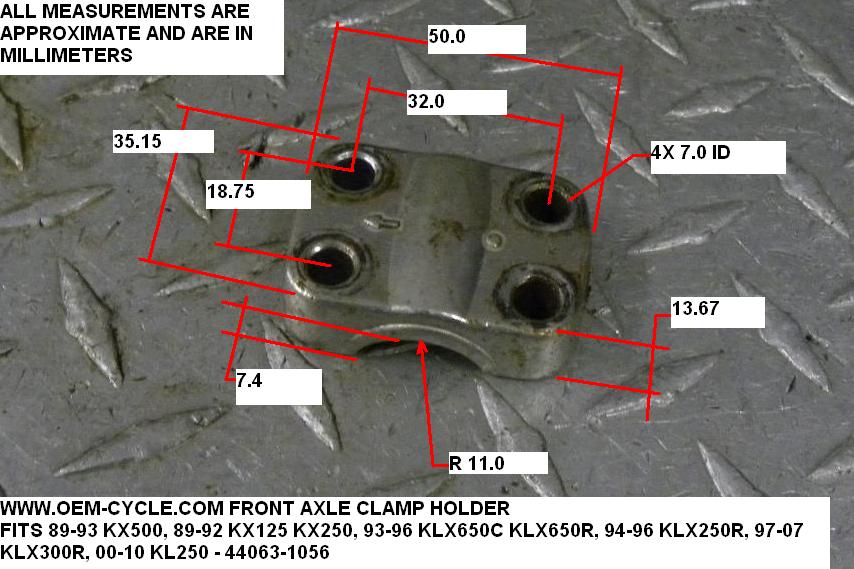 44063-1056 - FRONT AXLE CLAMP - FITS 89-93 KX500, 89-92 KX125 KX250, 93-96 KLX650C KLX650R, 94-96 KLX250R, 97-07 KLX300R, 00-10 KL250.JPG