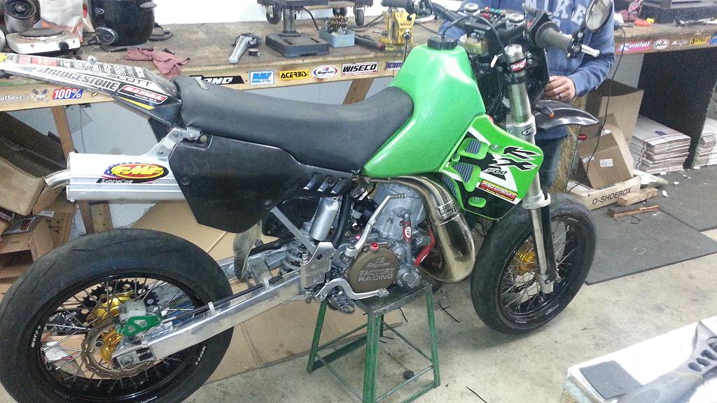 01 kx500 rebuild progress 7-23-14.JPG