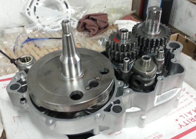 91 KX500 OEM-CYCLE.COM MORE ENGINE ASSEMBLY 121.JPG