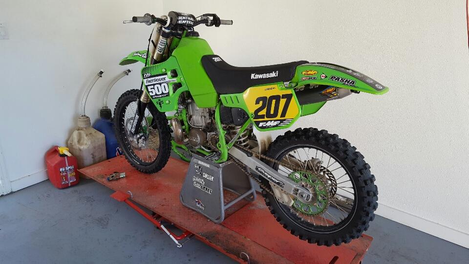 SEAN COLLIERS KX500 TEAR DOWN 101.JPG