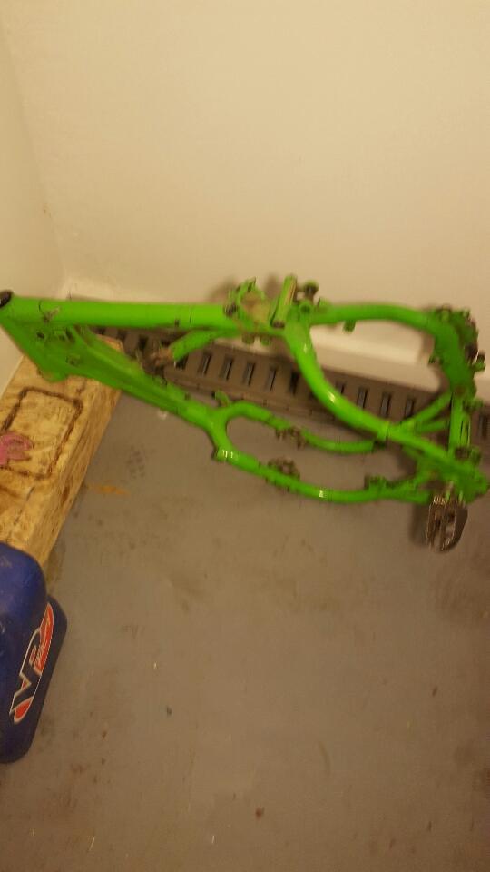 SEAN COLLIERS KX500 TEAR DOWN 118.JPG