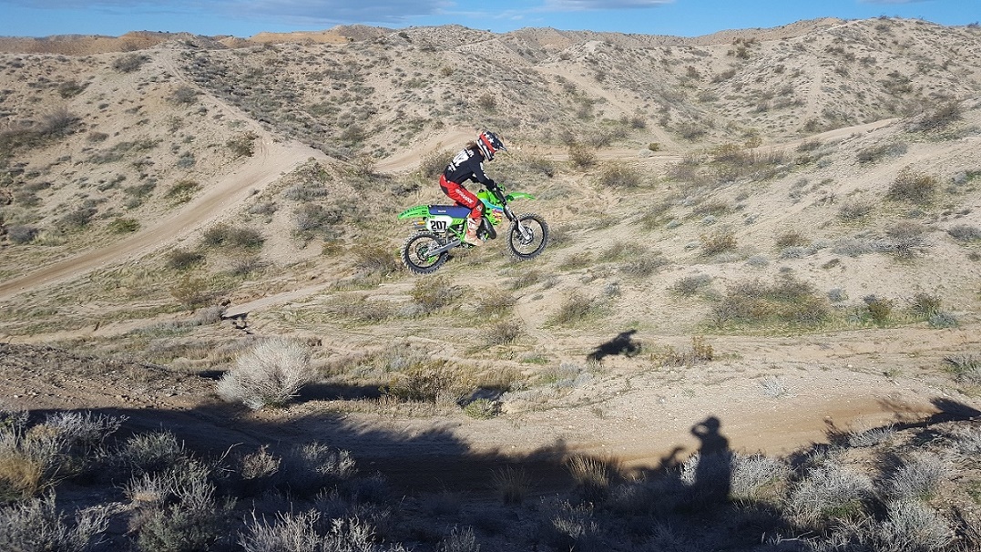 KX GURU RACING SEAN COLLIER OSCAR COTA OUT IN THE DESERT 101.jpg