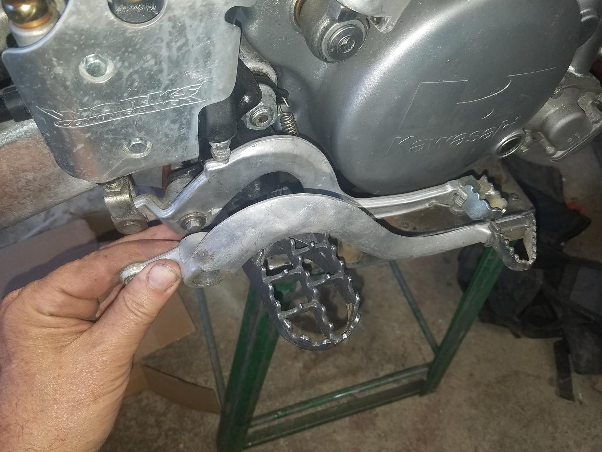 KXGURU.COM KX500 REAR BRAKE MOD 101.JPG