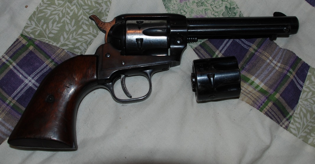 colt 22 frontier scout.jpg