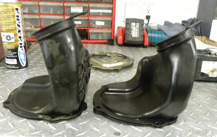 98-99 VS 2000 cr250 air box to carburetor boot 3.JPG