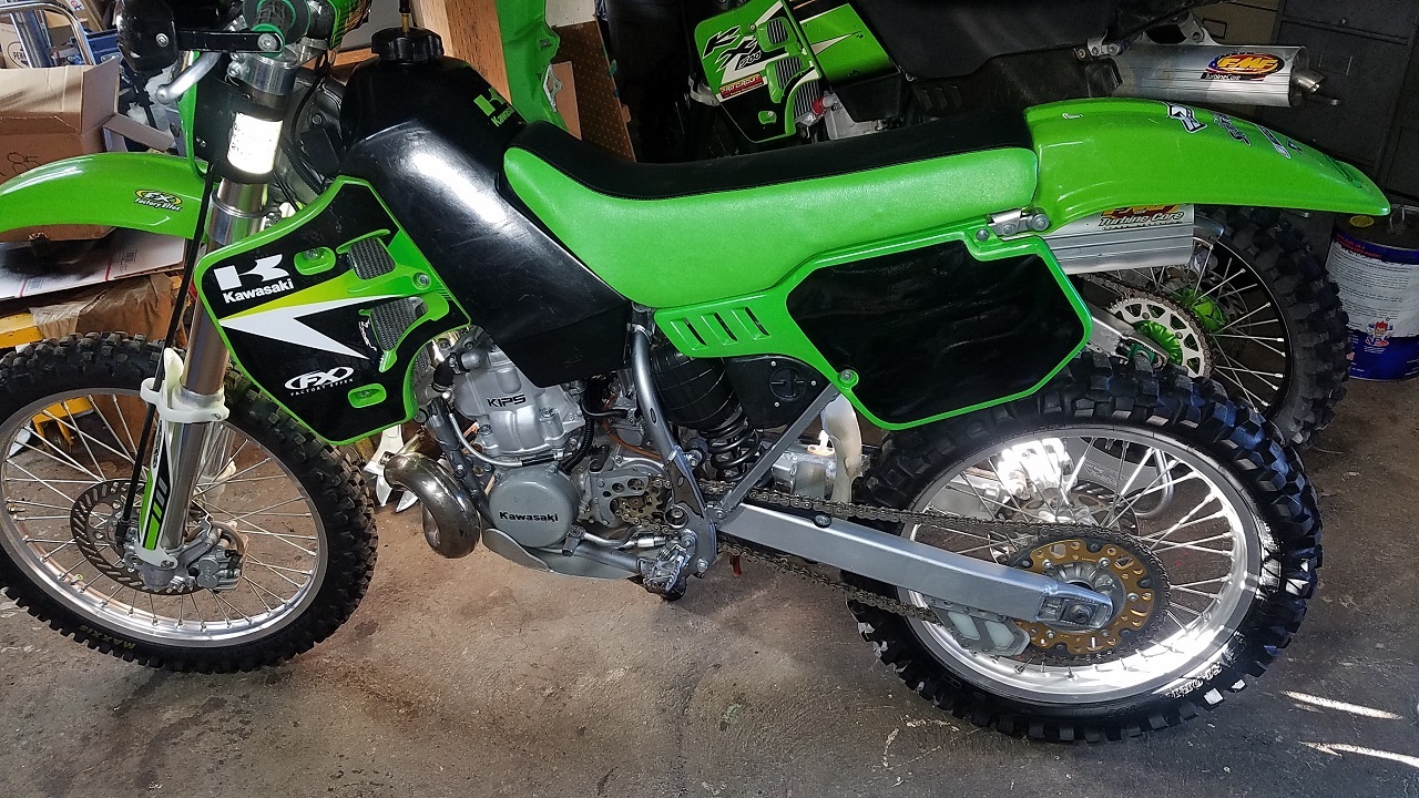 jt engine works 03 kx500 build 101.jpg