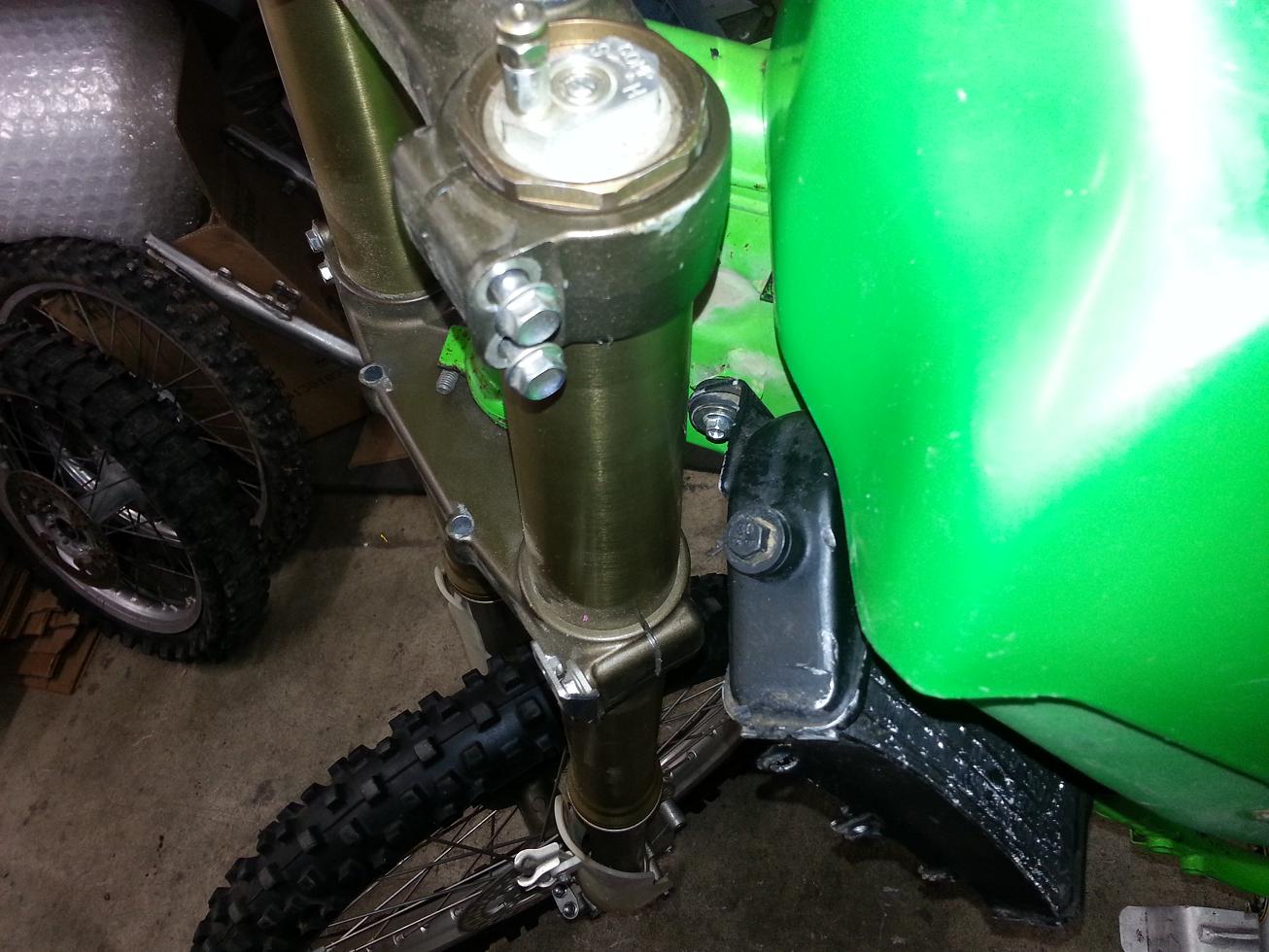 KX250F 2007 FORKS ON A 94 KX500 FRAME 10.JPG